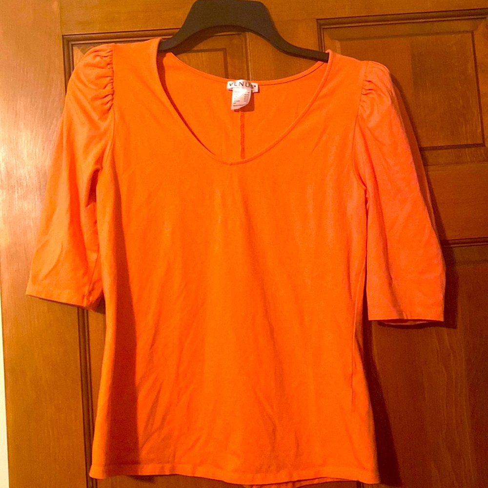 Venus Top